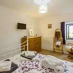4 Bed In Keighley Oc-84040 Дом отдыха