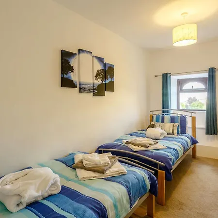 4 Bed In Keighley Oc-84040 Дом отдыха Cowling