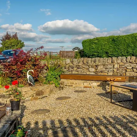 4 Bed In Keighley Oc-84040 Nyaraló