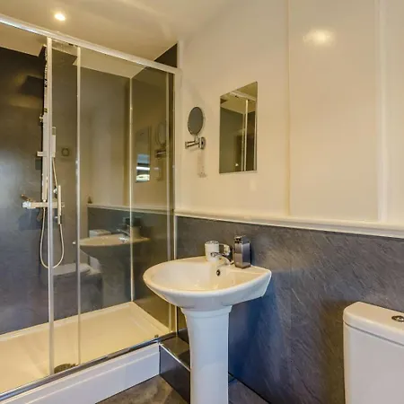 4 Bed In Keighley Oc-84040 度假居 *